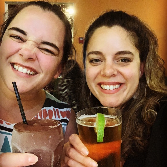 Meet your Posher, Katy - Picture 1 of 1